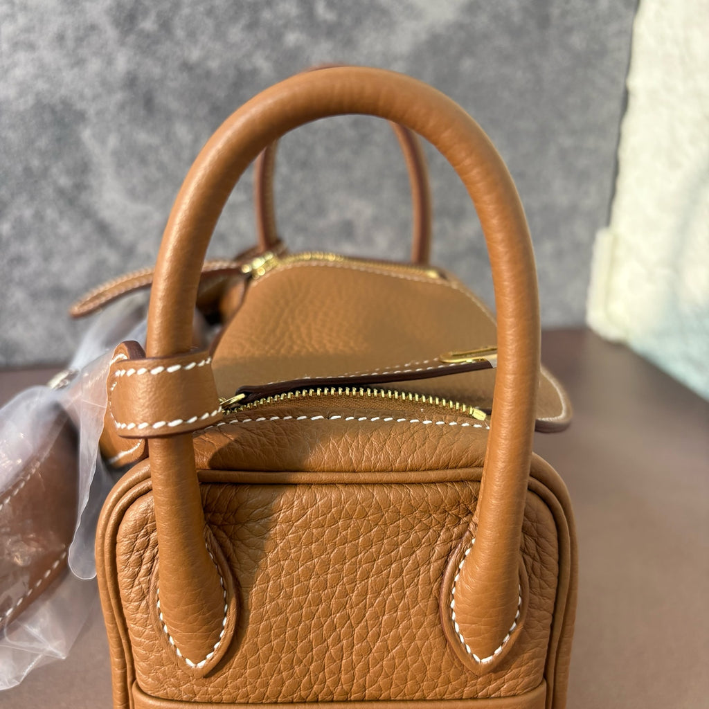 Hermes Felt
