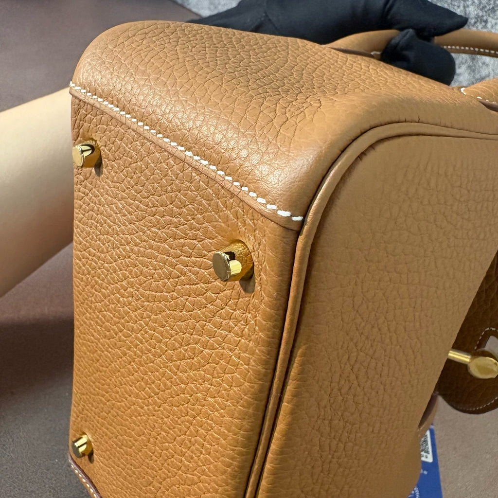 Hermes Felt