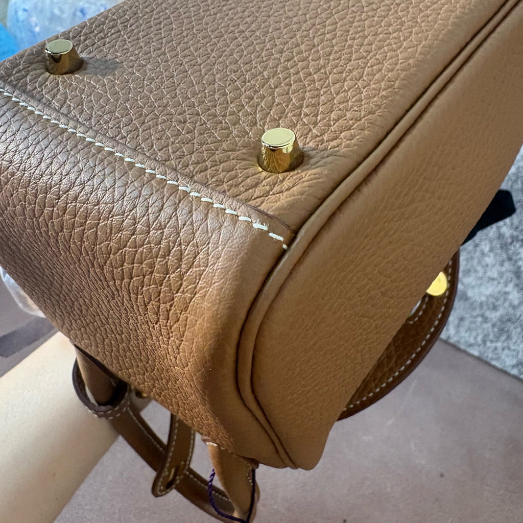 Hermes Felt