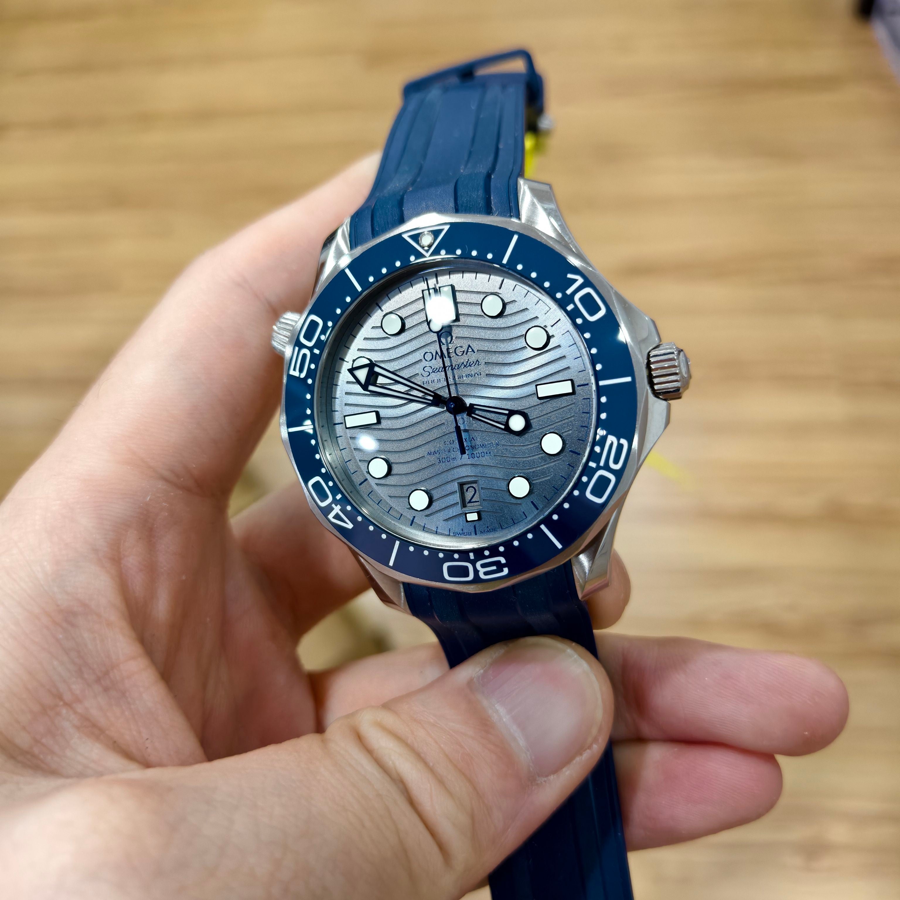 Omega Seahorse Series 42 210.32.42.20.06.001