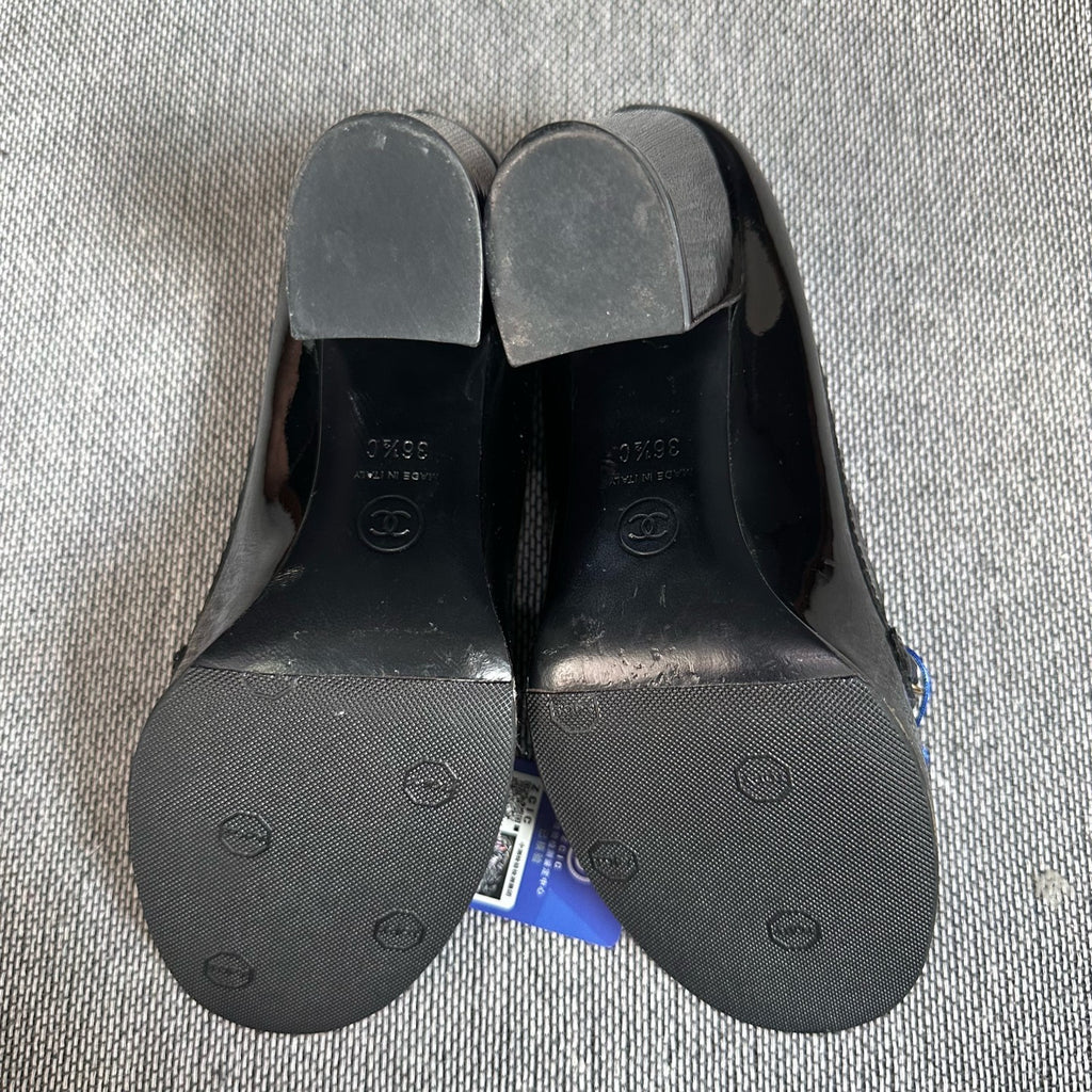 Chanel High heels