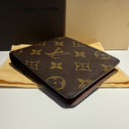 Louis Vuitton Clutch 11.5x 9.0x 1.5 cm M60895