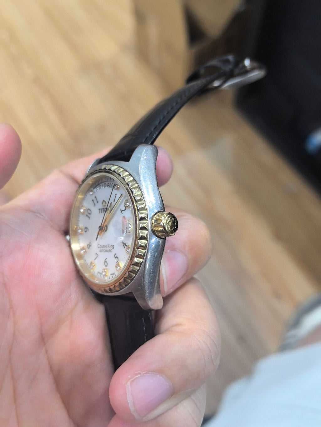 梅花 Automatic (self-winding) watch