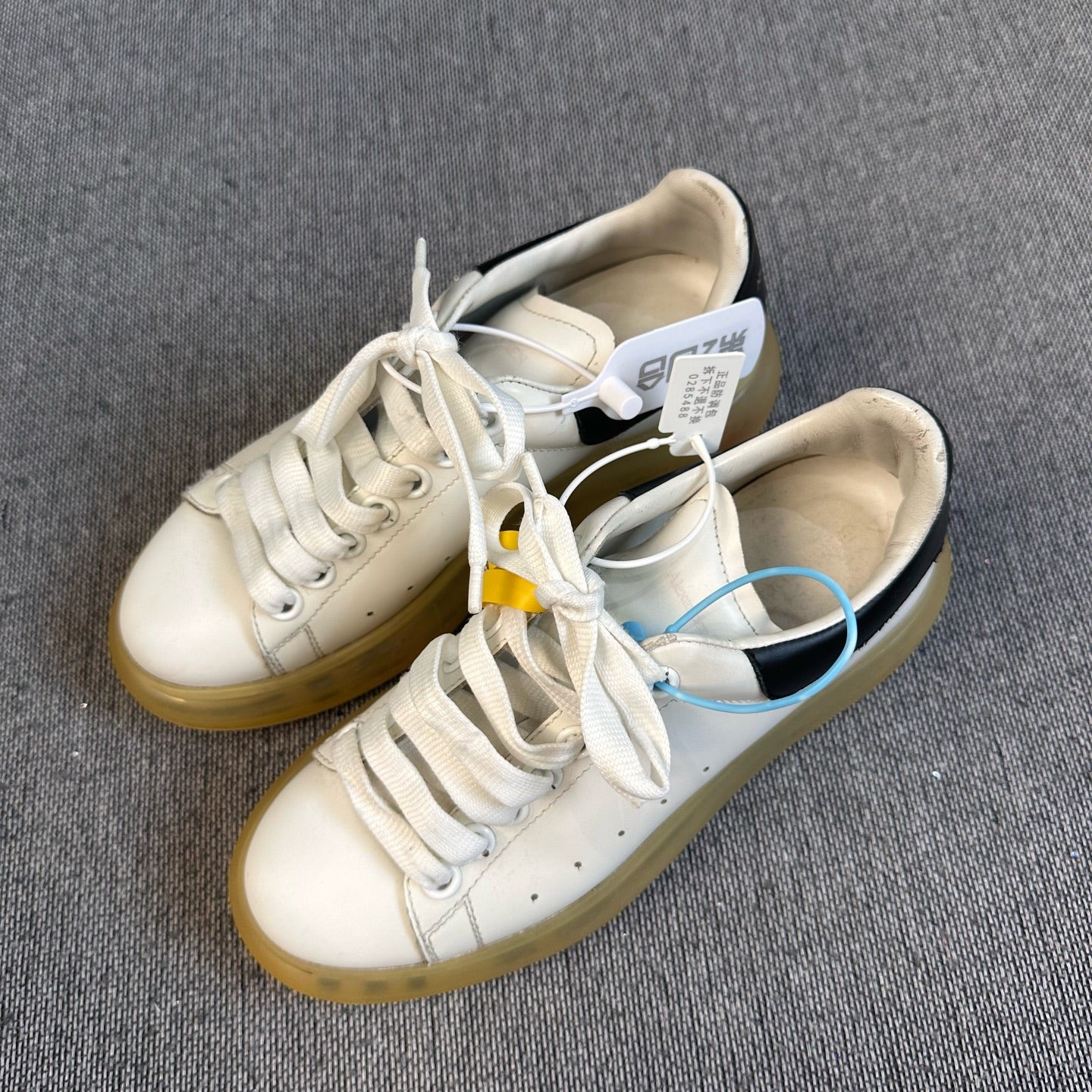 Alexander McQueen Skate shoes