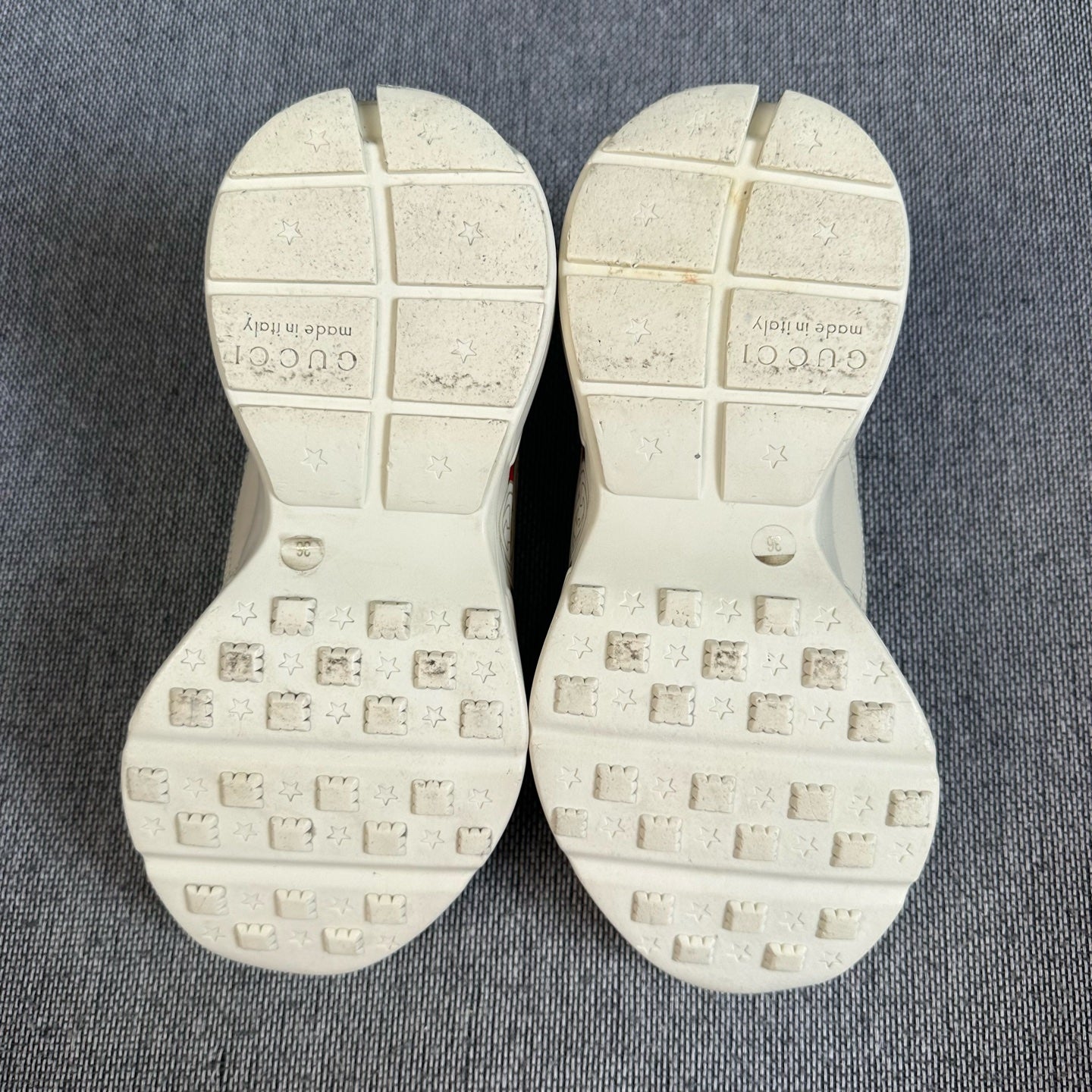 Gucci |4.5|5|5.5|6|6.5|7|7.5|8|8.5|9|9.5|10|10.5|11|11.5|12|12.5|13|13.5|14|14.5|15|15.5|16|16.5|| 498916-A9L00-9522