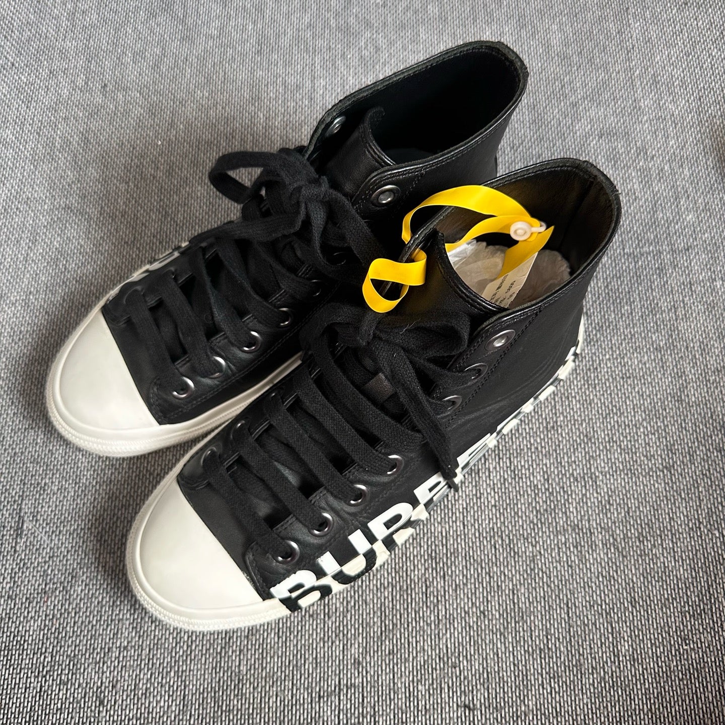 Burberry Skate shoes