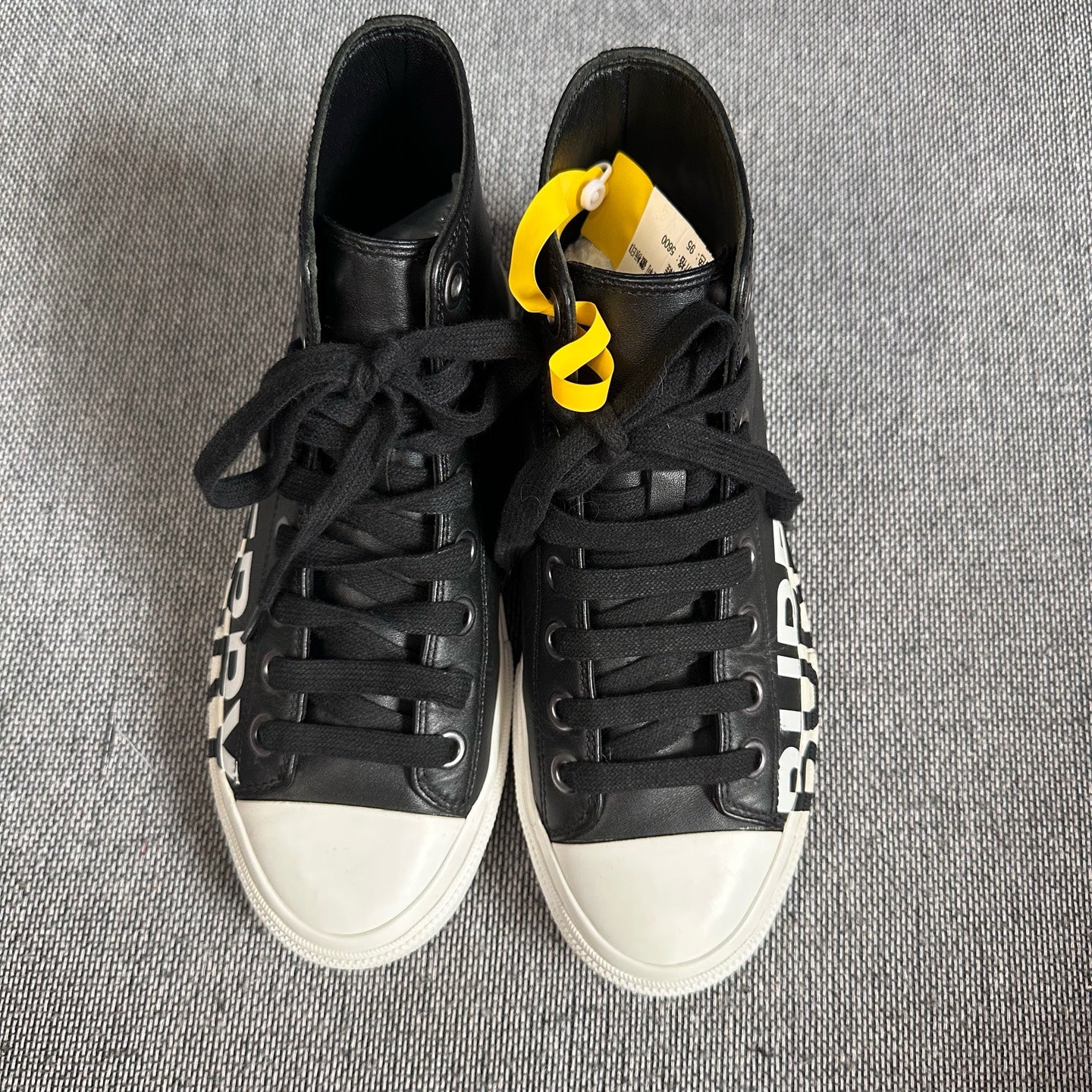 Burberry Skate shoes