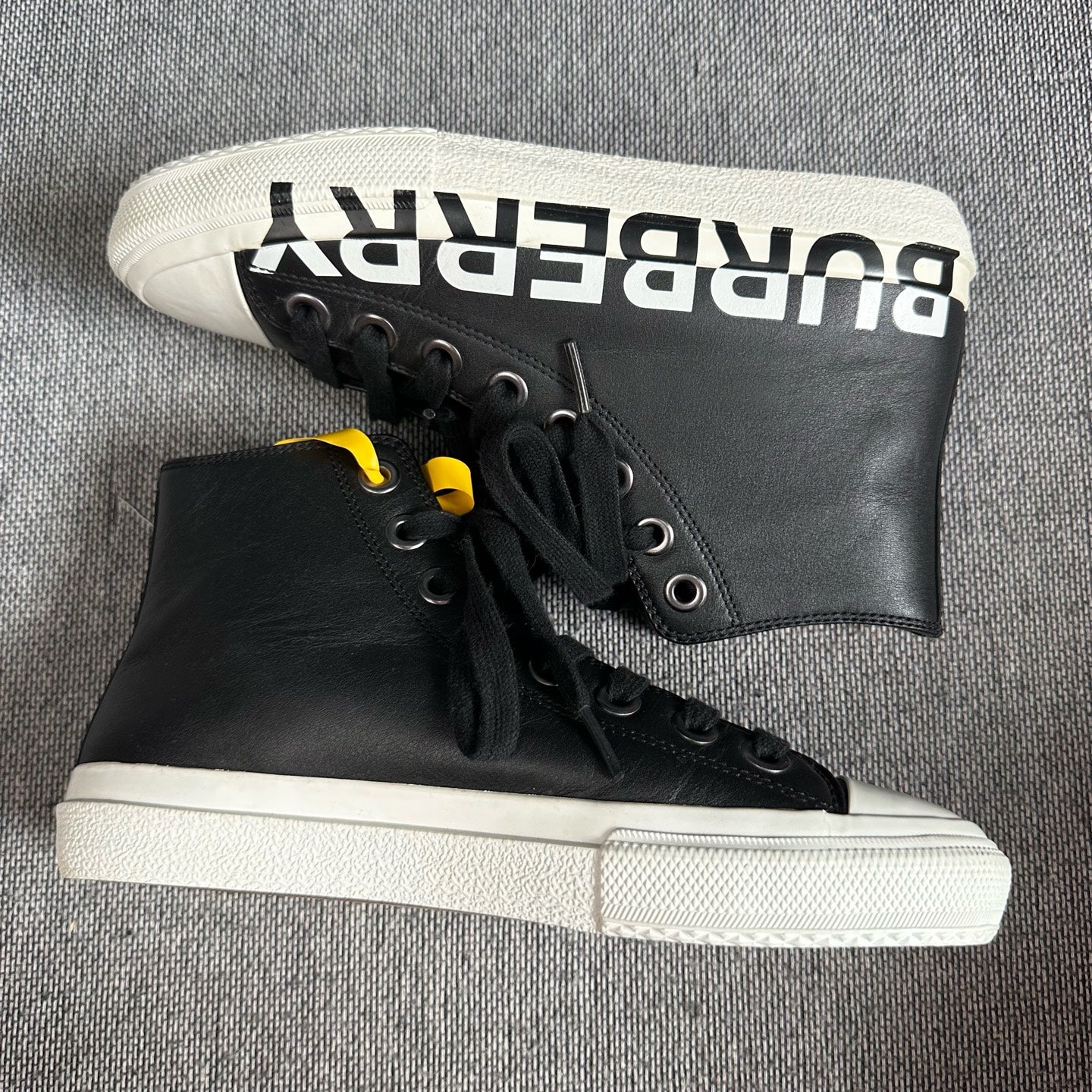 Burberry Skate shoes