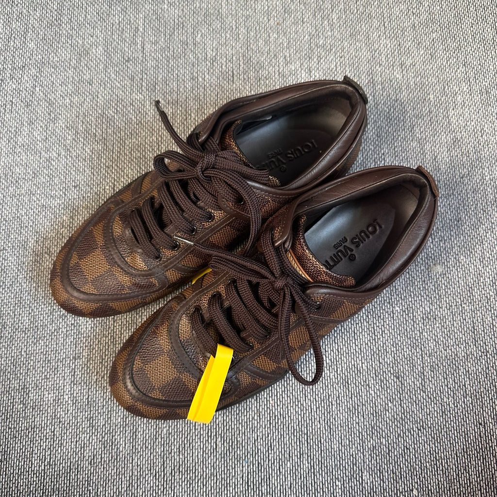 Louis Vuitton Athletic sneakers