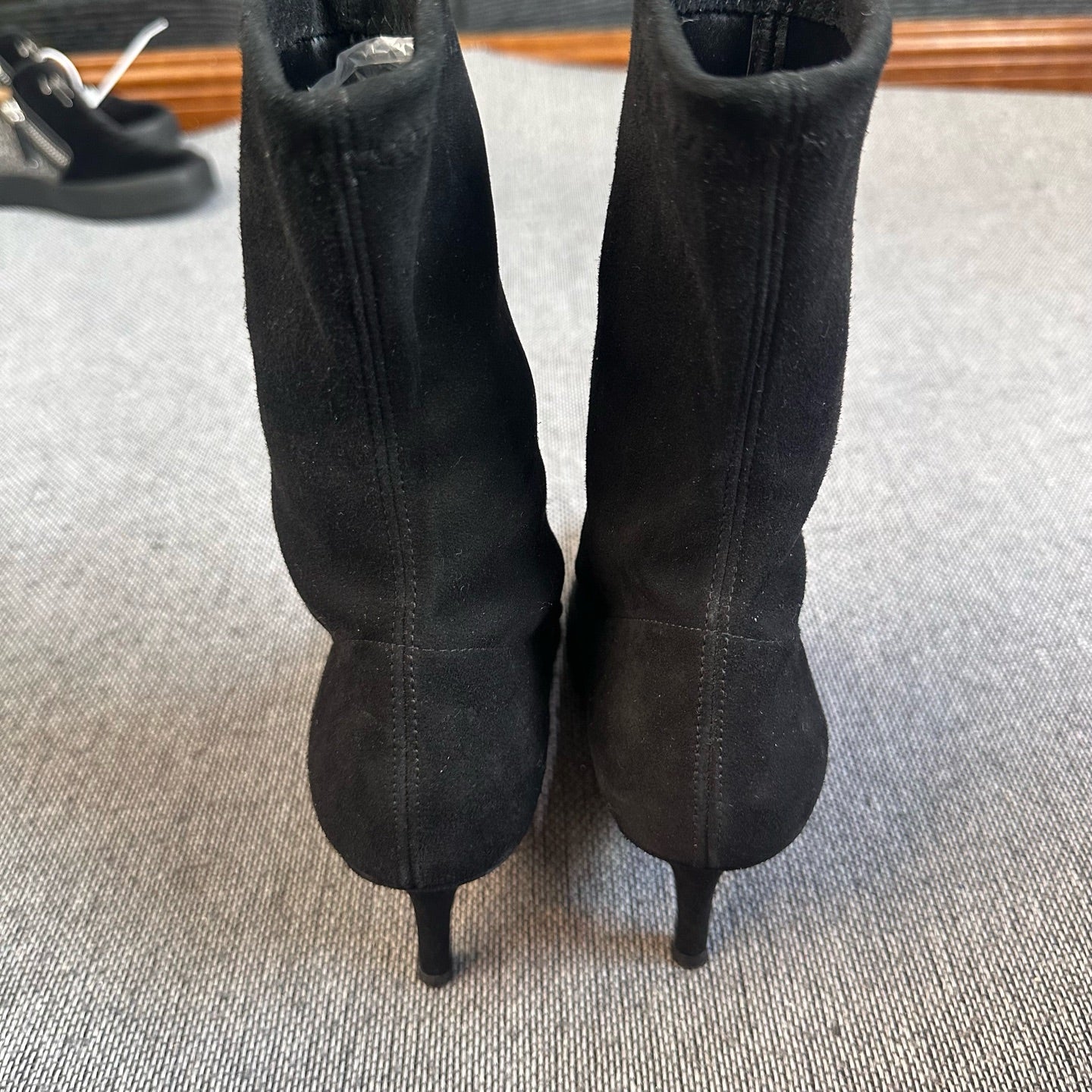 空白 Alcantara Black Ankle boots