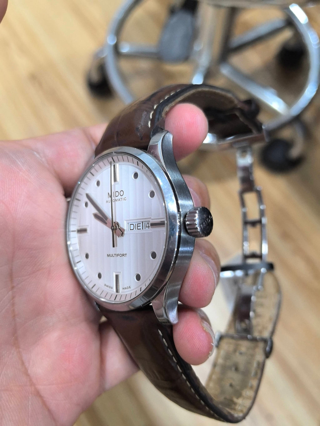 Mido Helmsman Automatic (self-winding) watch 42 millimeters M005.430.16.031.80