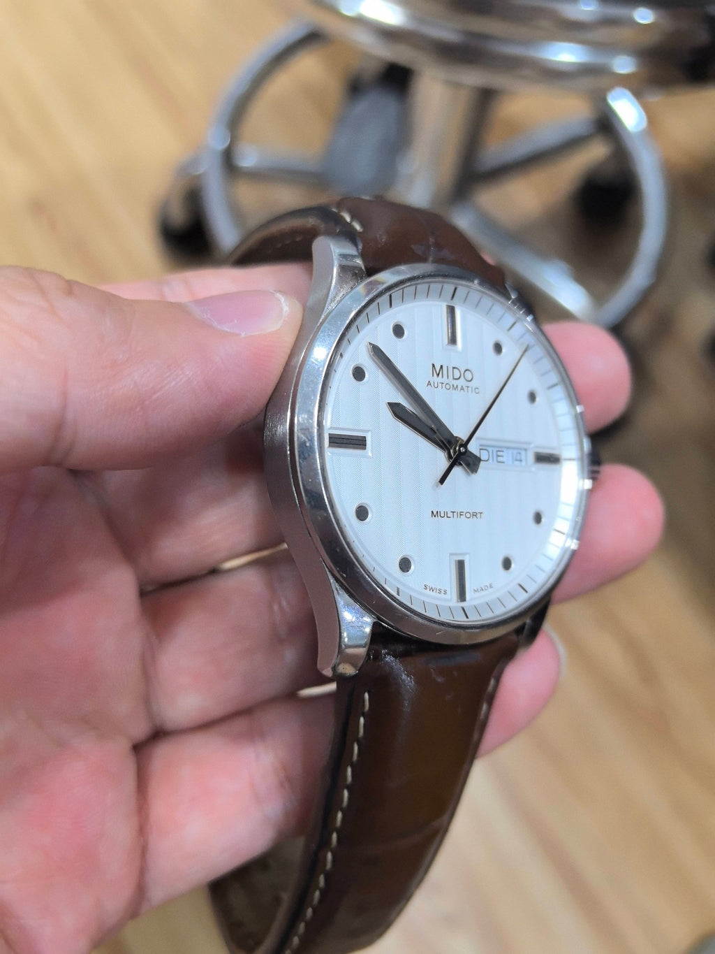 Mido Helmsman Automatic (self-winding) watch 42 millimeters M005.430.16.031.80