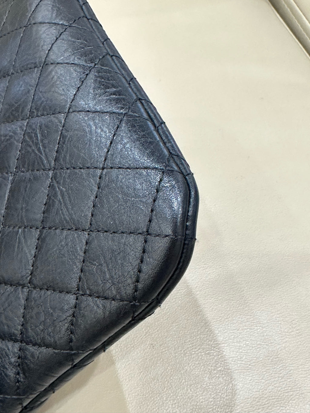 Chanel Messenger Bag 17.5*16.5