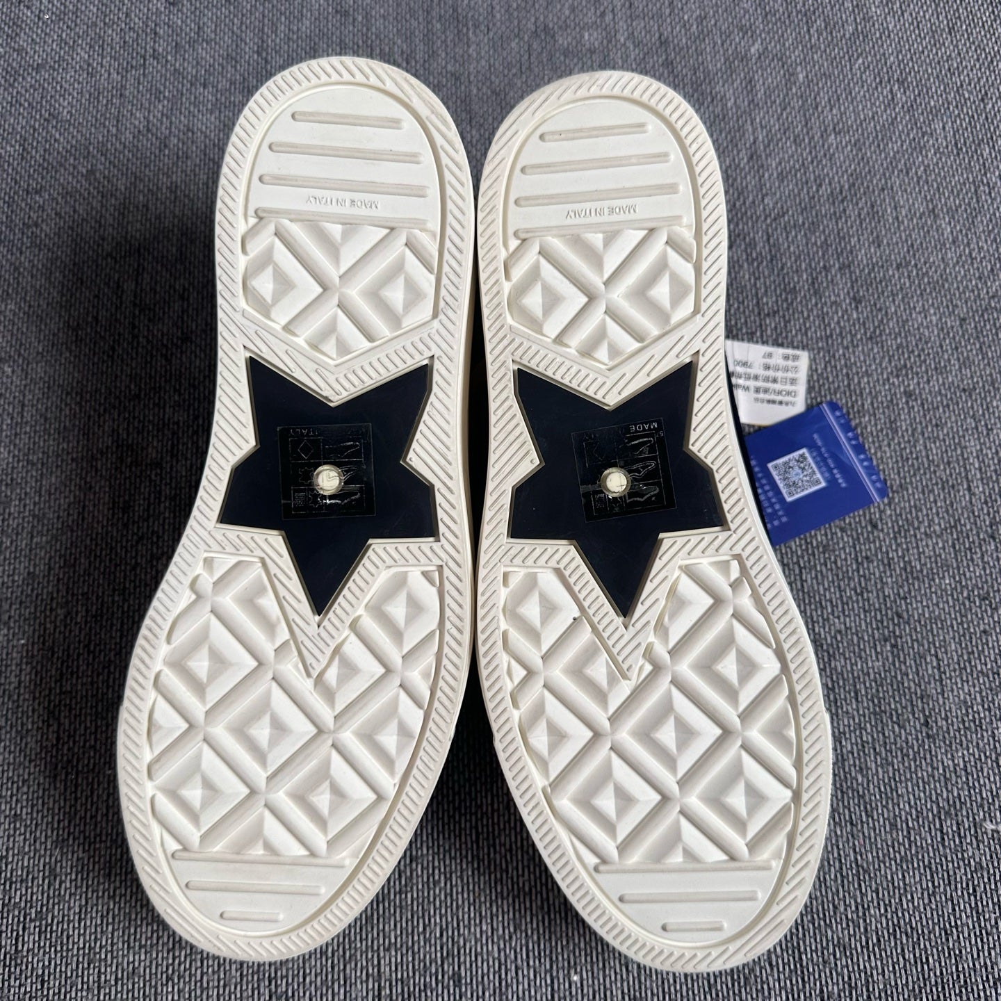 Dior Canvas