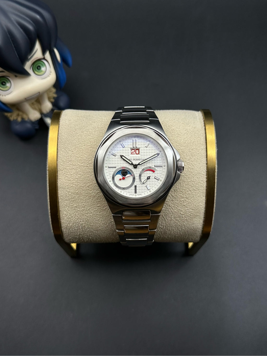Girard-Perregaux Blue Automatic (self-winding) watch