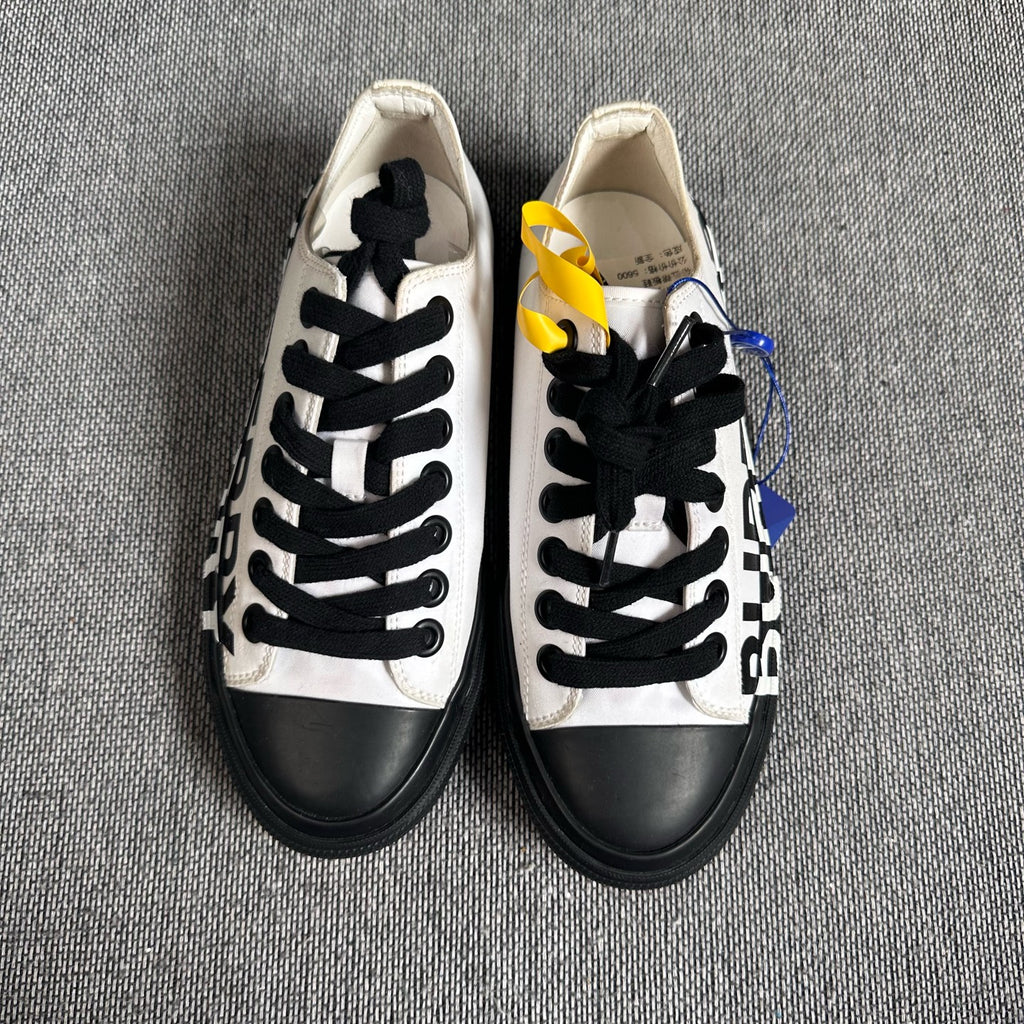 Burberry Skate shoes