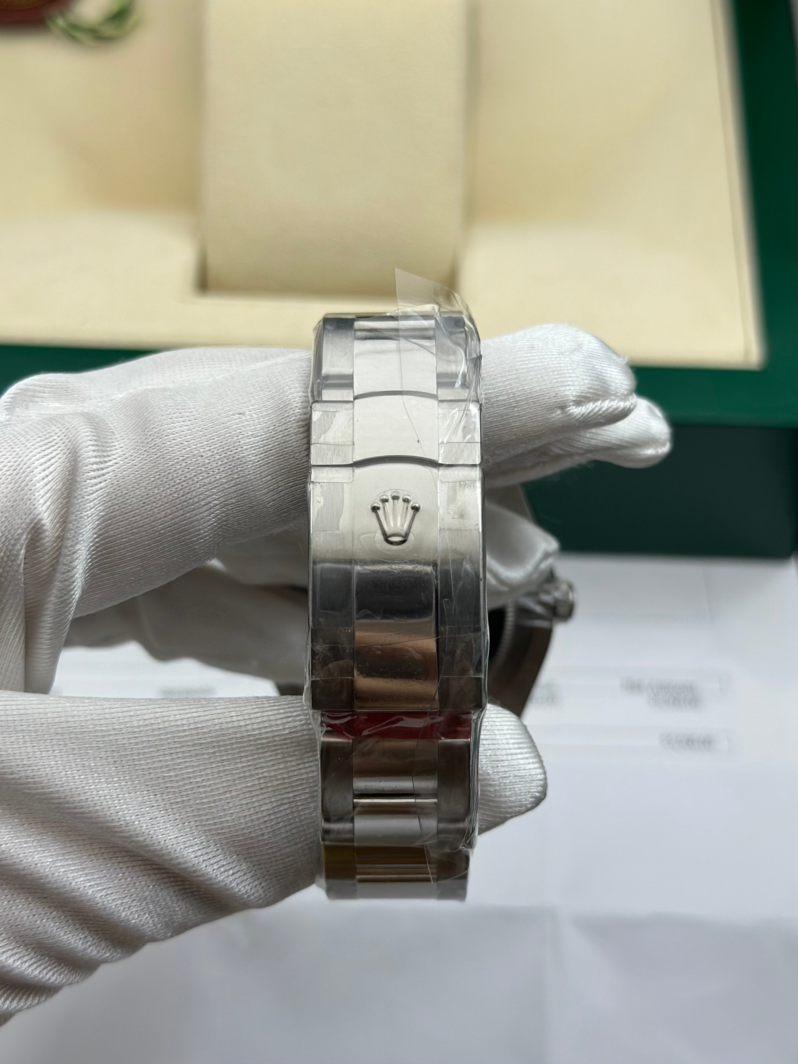 Rolex Gray Automatic (self-winding) watch