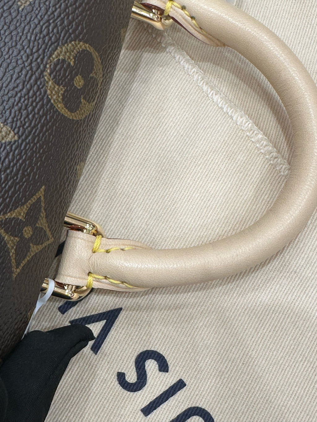 Louis Vuitton Crossbody