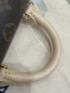 Louis Vuitton Crossbody