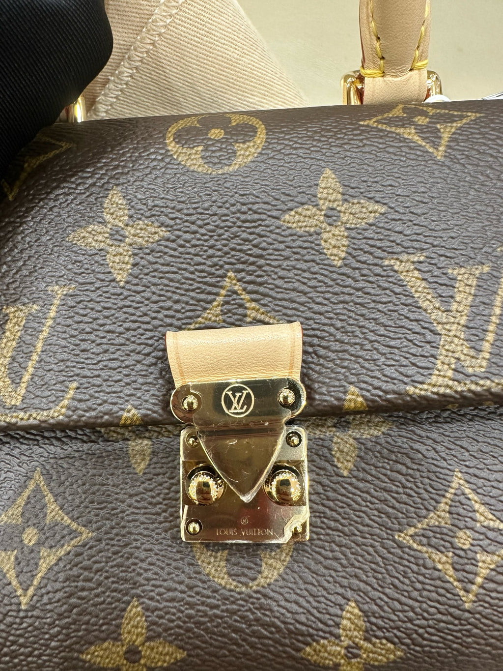 Louis Vuitton Crossbody