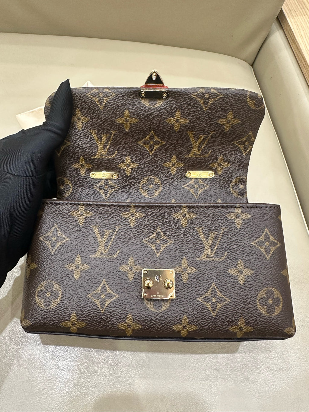 Louis Vuitton Crossbody