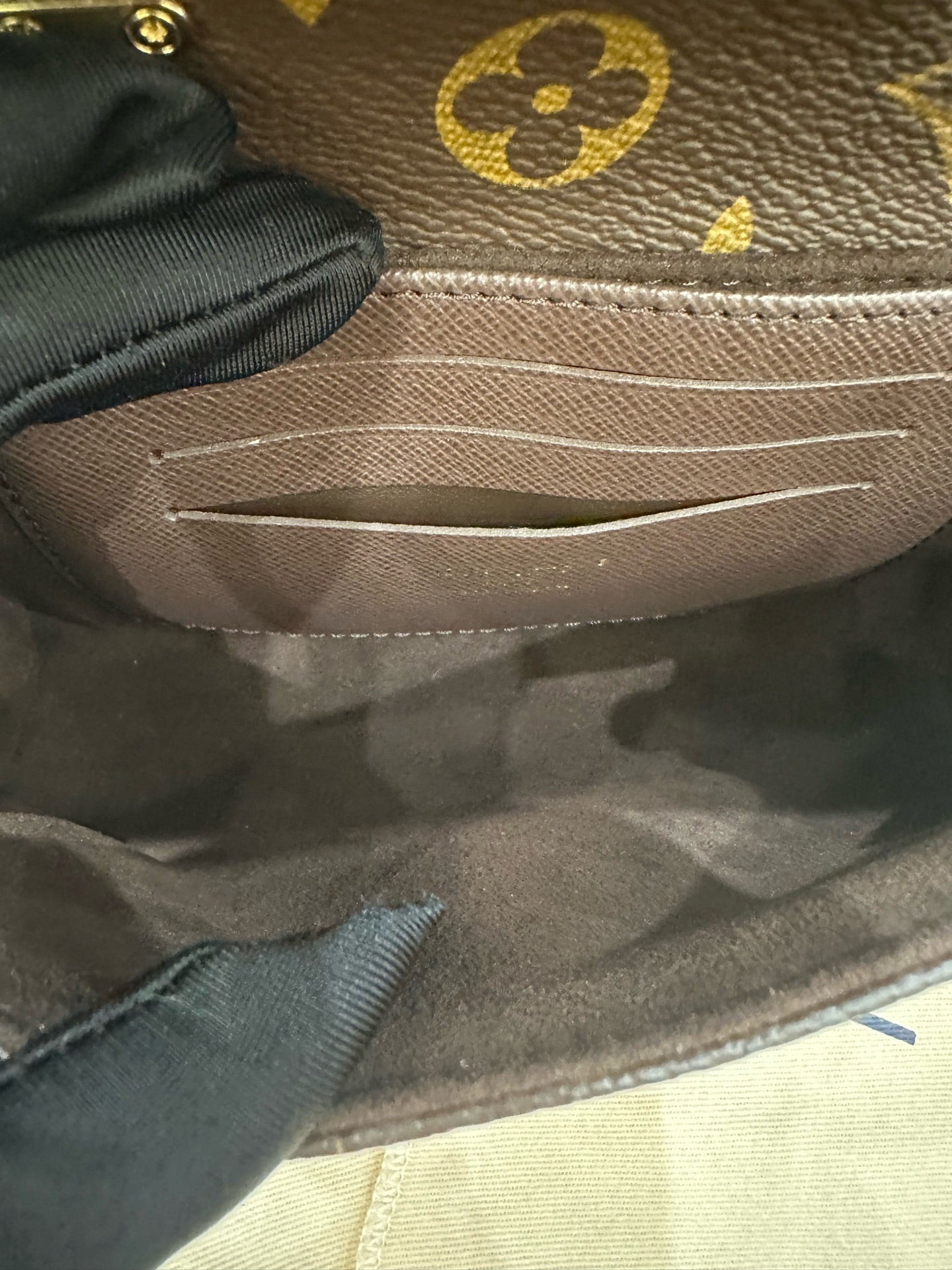Louis Vuitton Crossbody