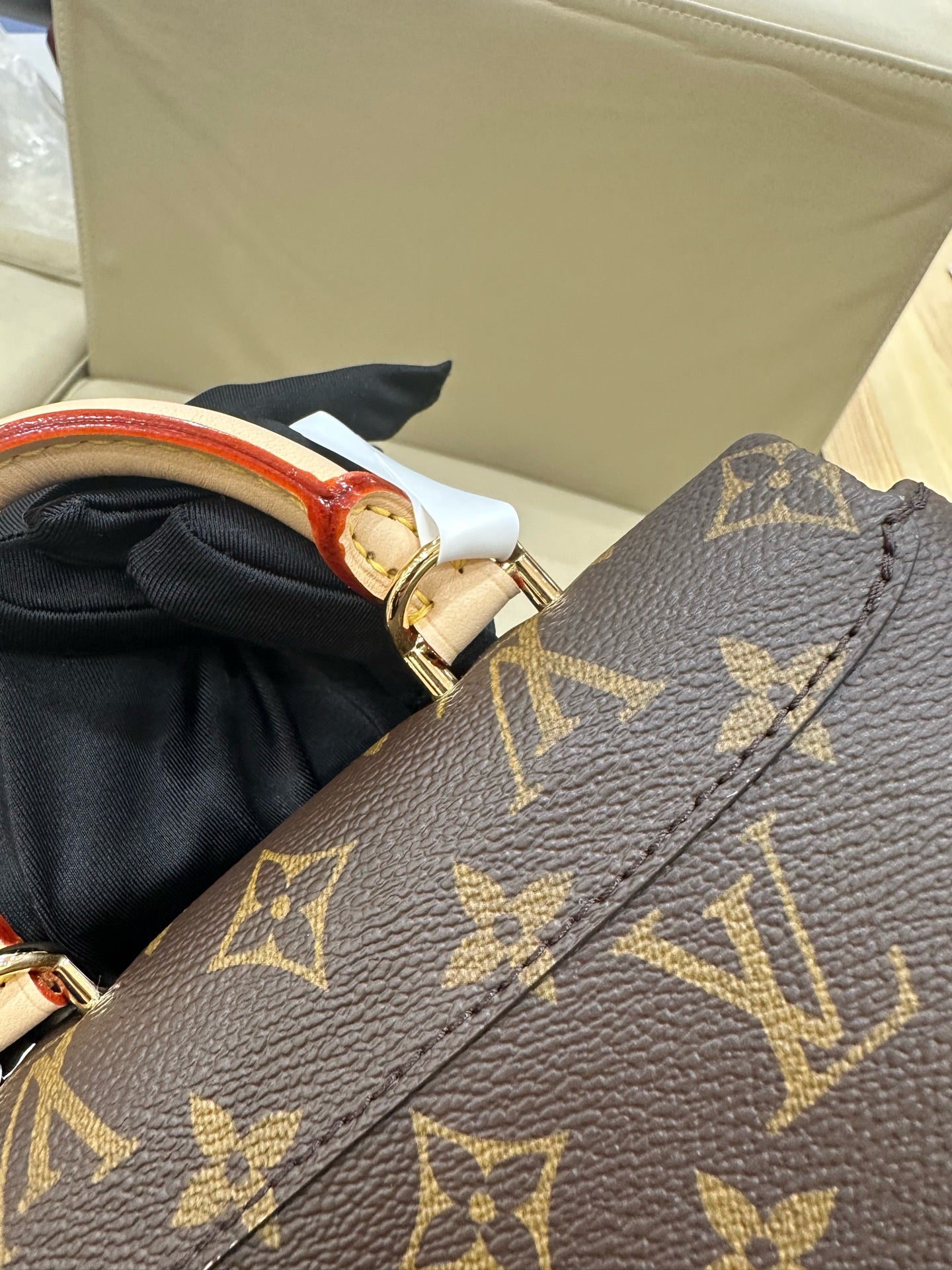 Louis Vuitton Crossbody