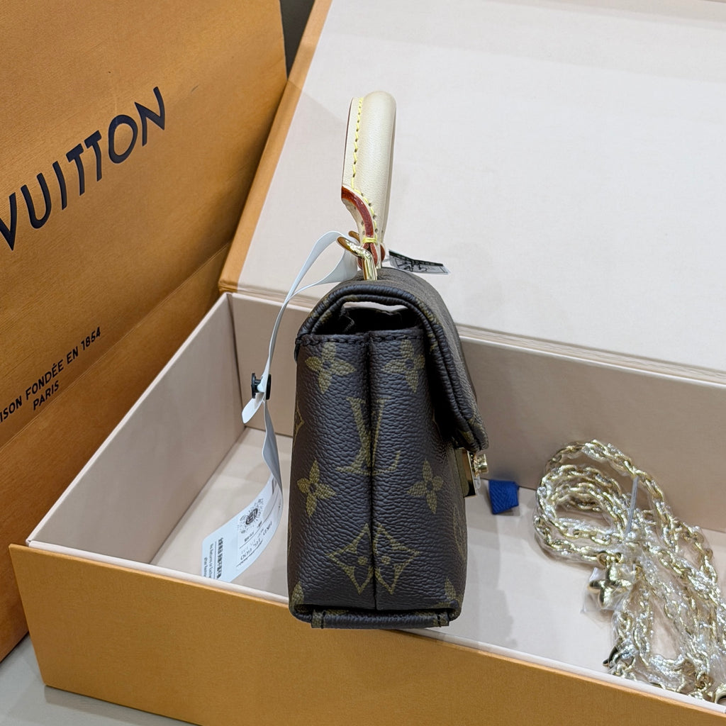 Louis Vuitton Crossbody