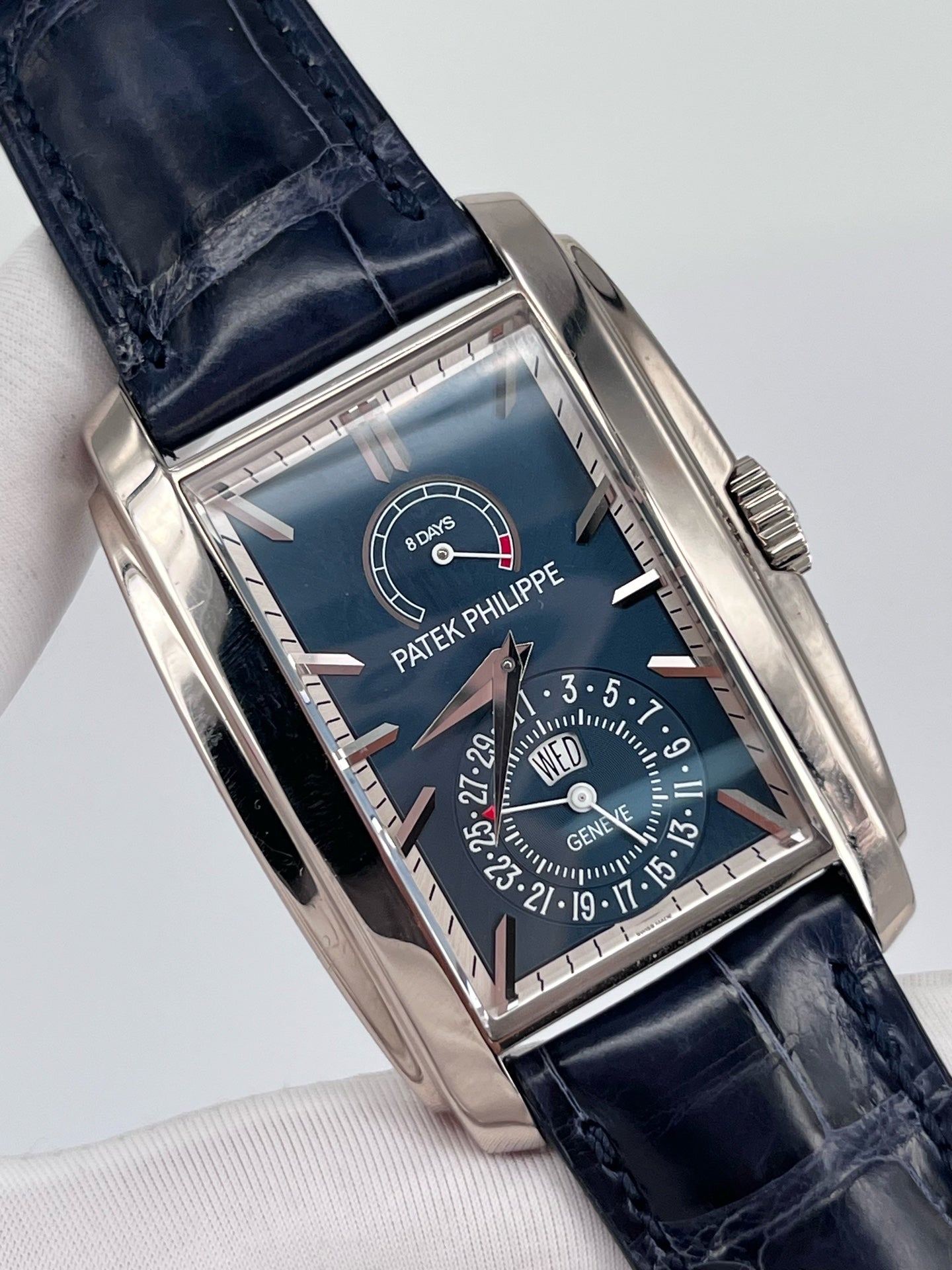 Patek Philippe Manual-wind watch