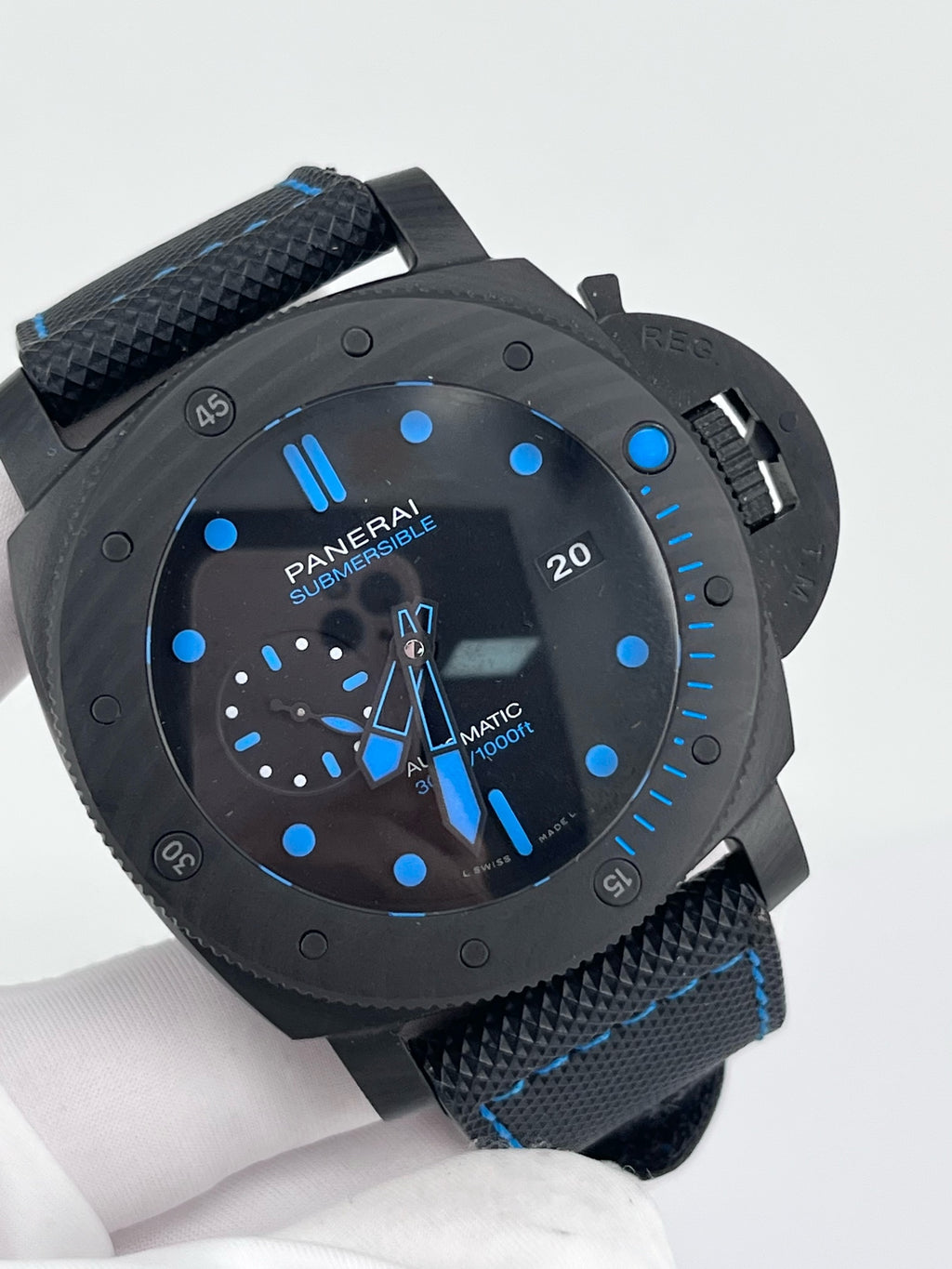 Panerai Carbon fiber Automatic (self-winding) watch