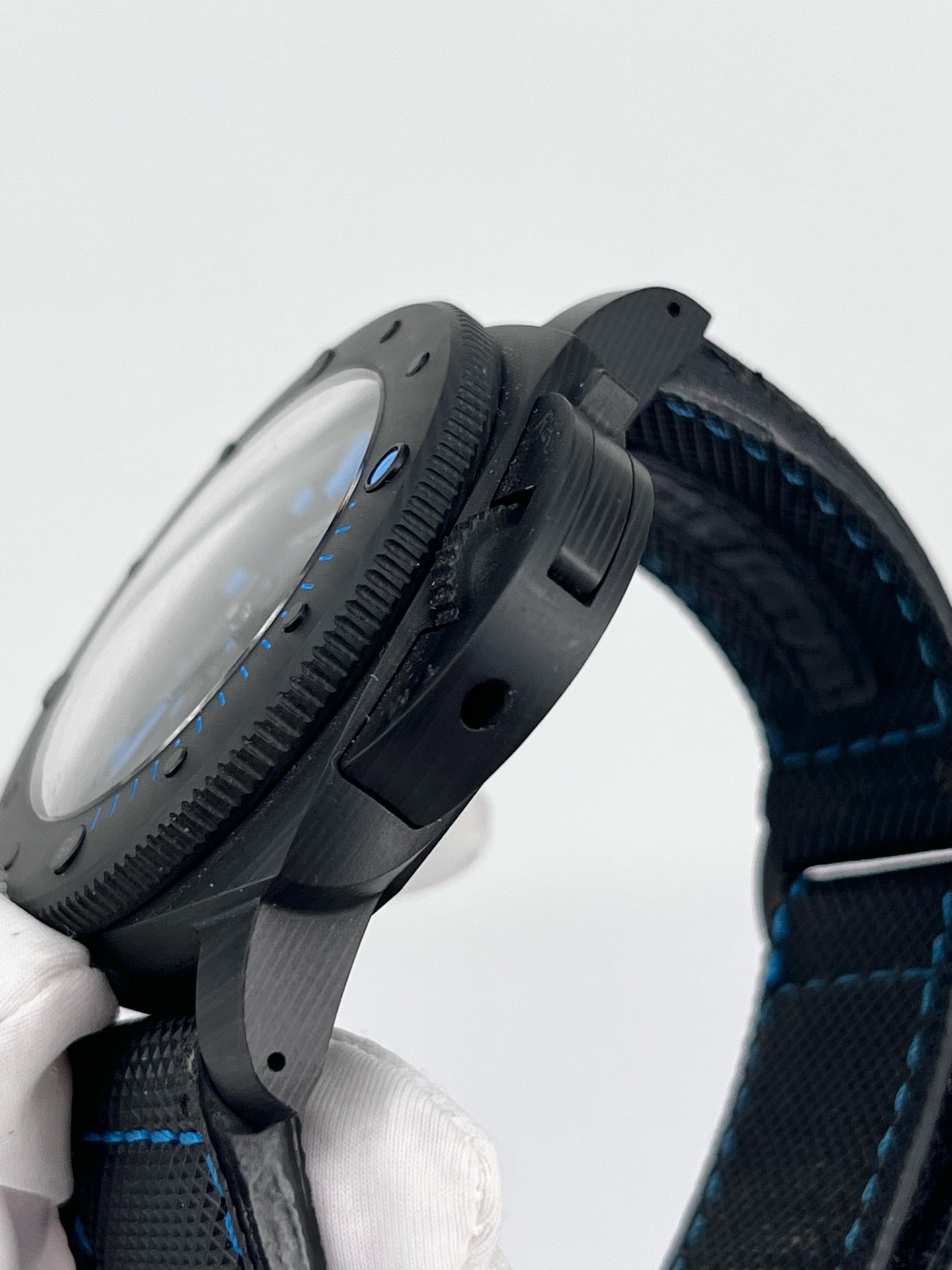 Panerai Carbon fiber Automatic (self-winding) watch