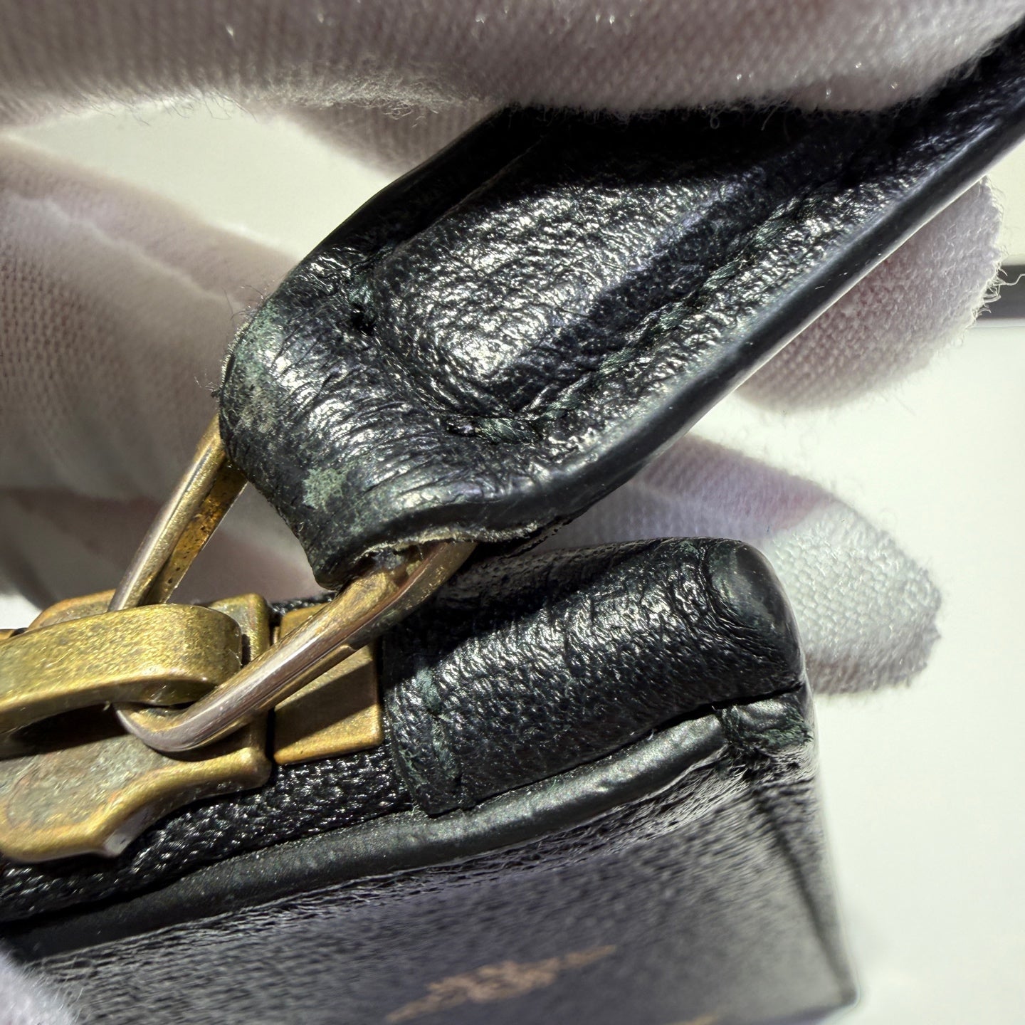 Gucci Black Clutch 495066DJ2KT8474