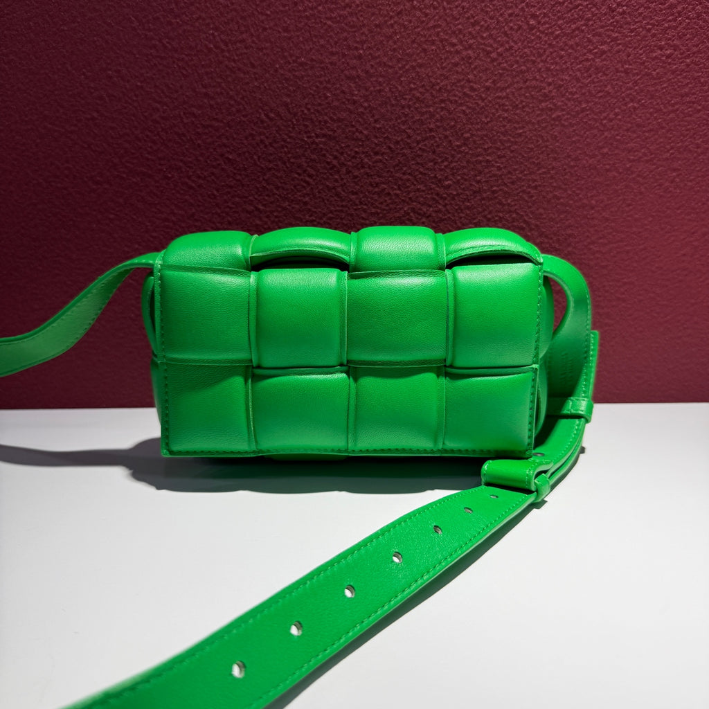Bottega Veneta Green Crossbody 710075VCQR13724