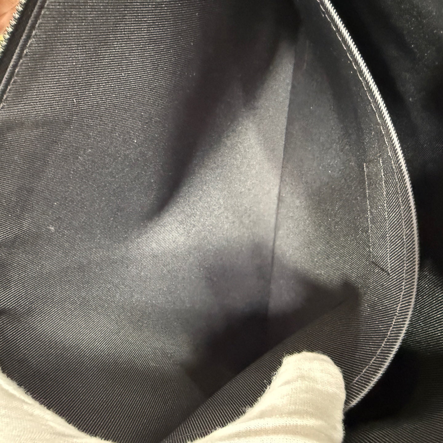 Louis Vuitton Black Clutch M30347