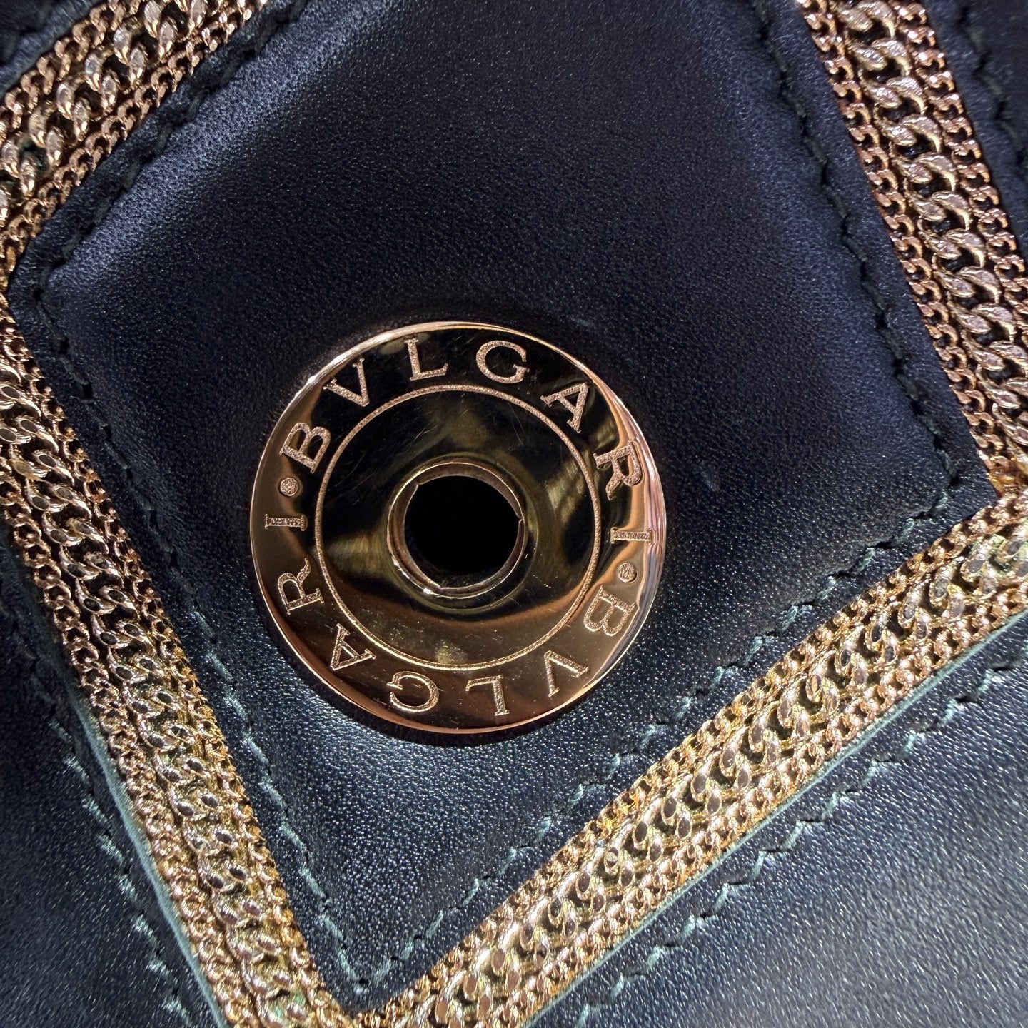 Bvlgari Serpenti Forever Collection                                     Crossbody 287544