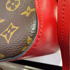 Louis Vuitton Crossbody M43556