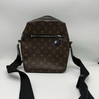 Louis Vuitton Leather 21 cm long x 10 cm wide x 26 cm high M40635