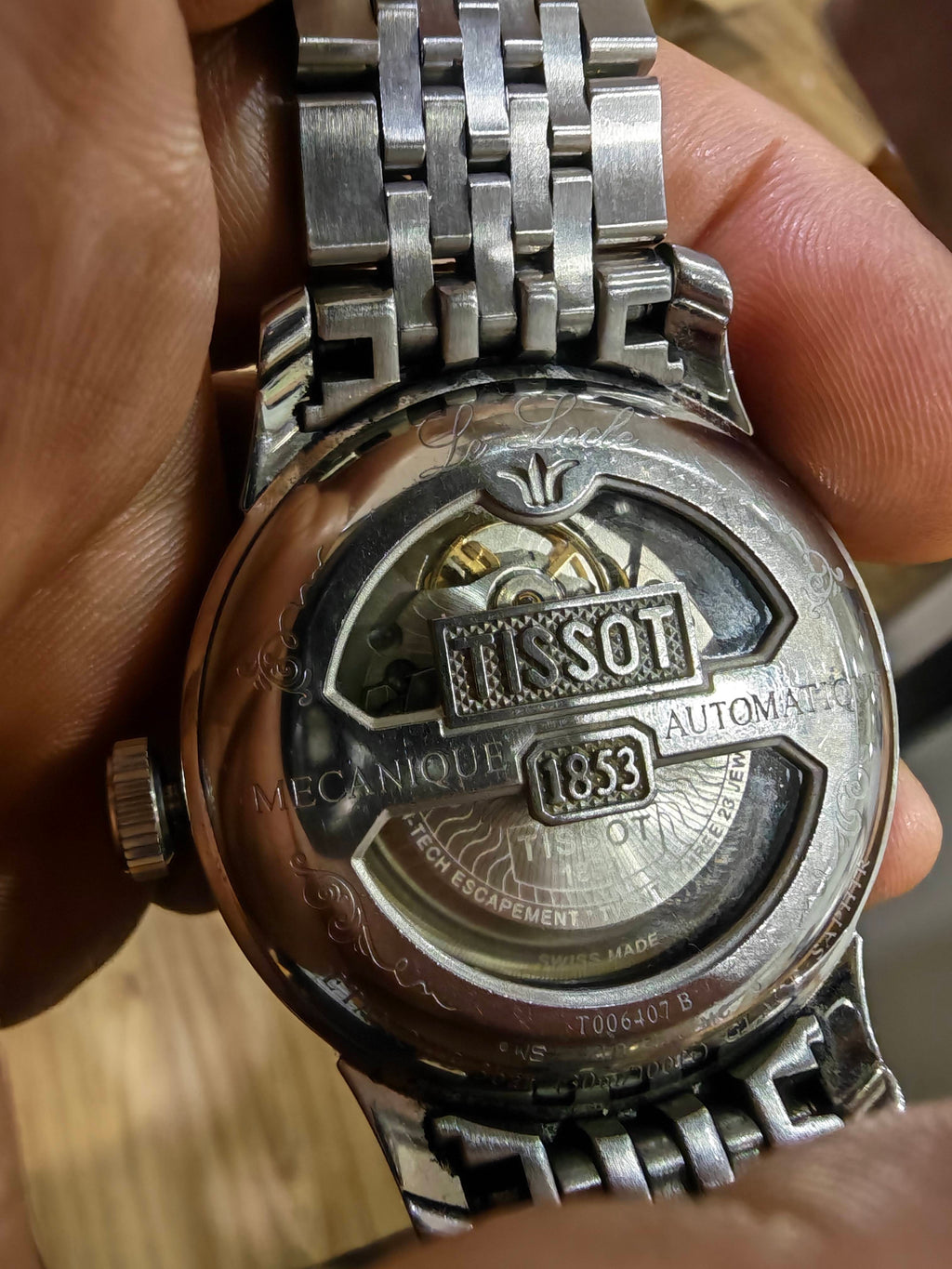 Tissot Classic Automatic (self-winding) watch 39.3 millimeters T006.407.11.033.00