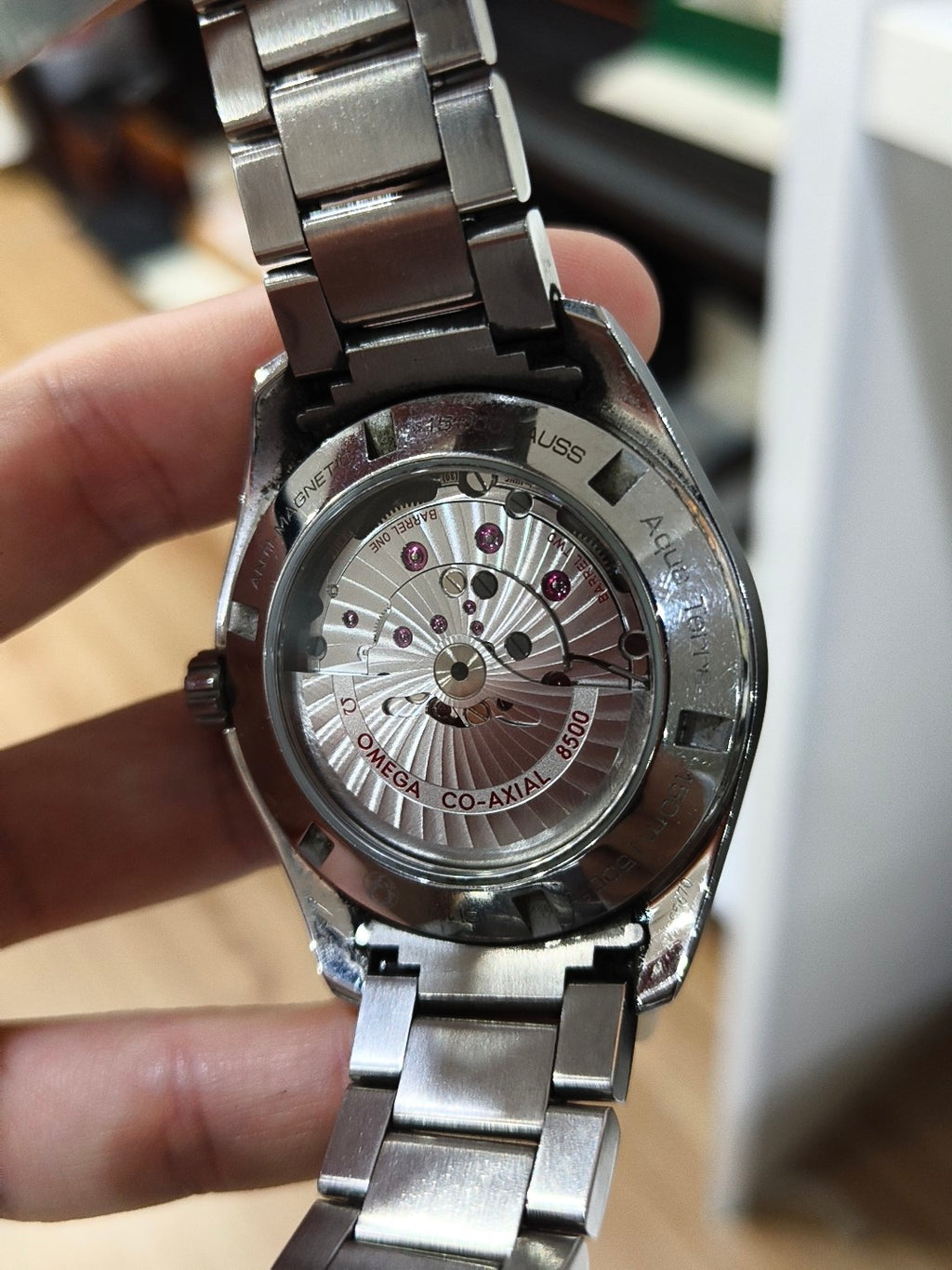 Omega Seahorse Automatic (self-winding) watch 41.5 millimeters 231.10.42.21.03.003