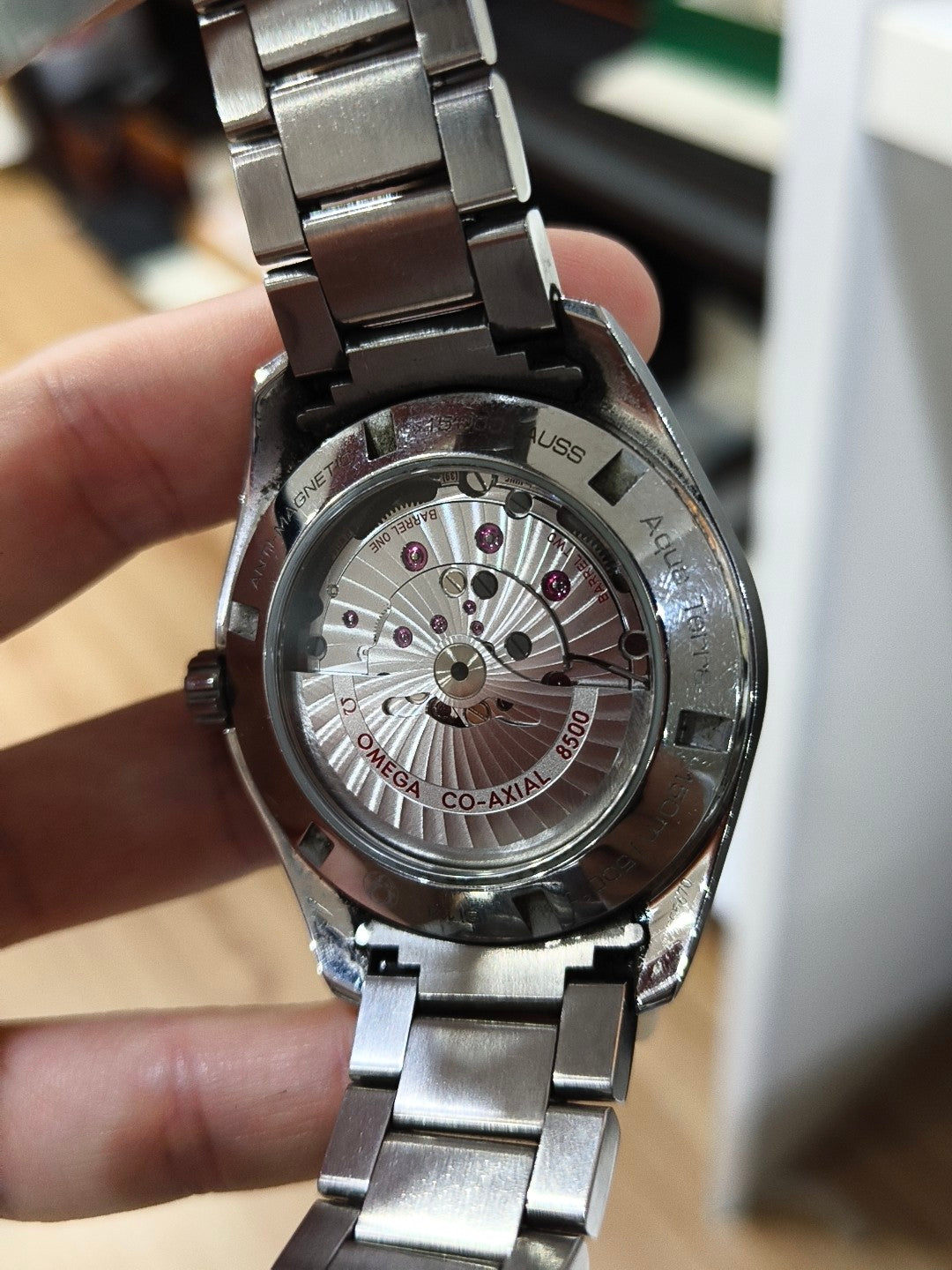 Omega Seahorse Automatic (self-winding) watch 41.5 millimeters 231.10.42.21.03.003