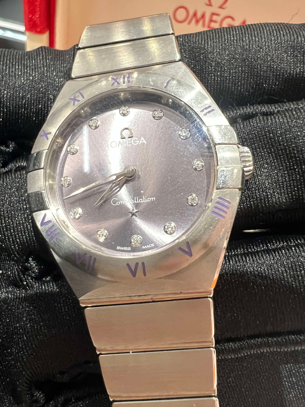 Omega constellation Quartz watch 27 millimeters 123.10.27.60.55.004