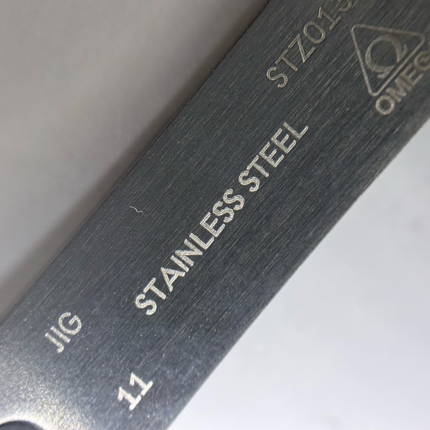 Omega Professional Series 42 310.30.42.50.01.001