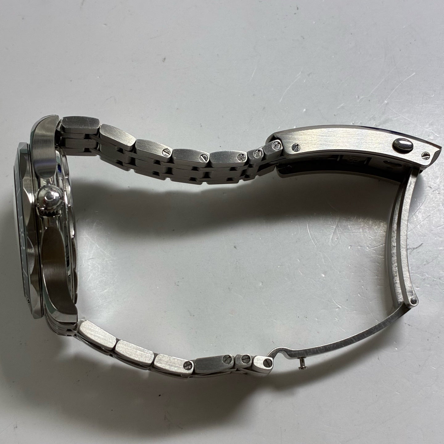 Omega Seahorse Series 42 210.30.42.20.04.001