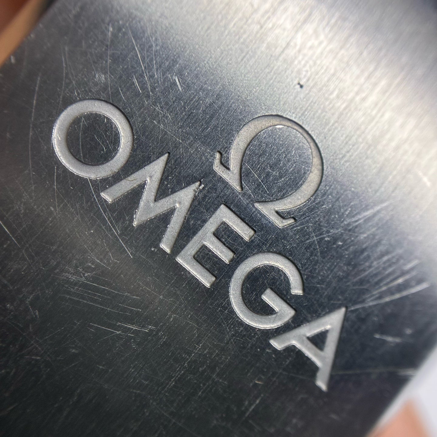 Omega Seahorse Series 42 210.30.42.20.04.001