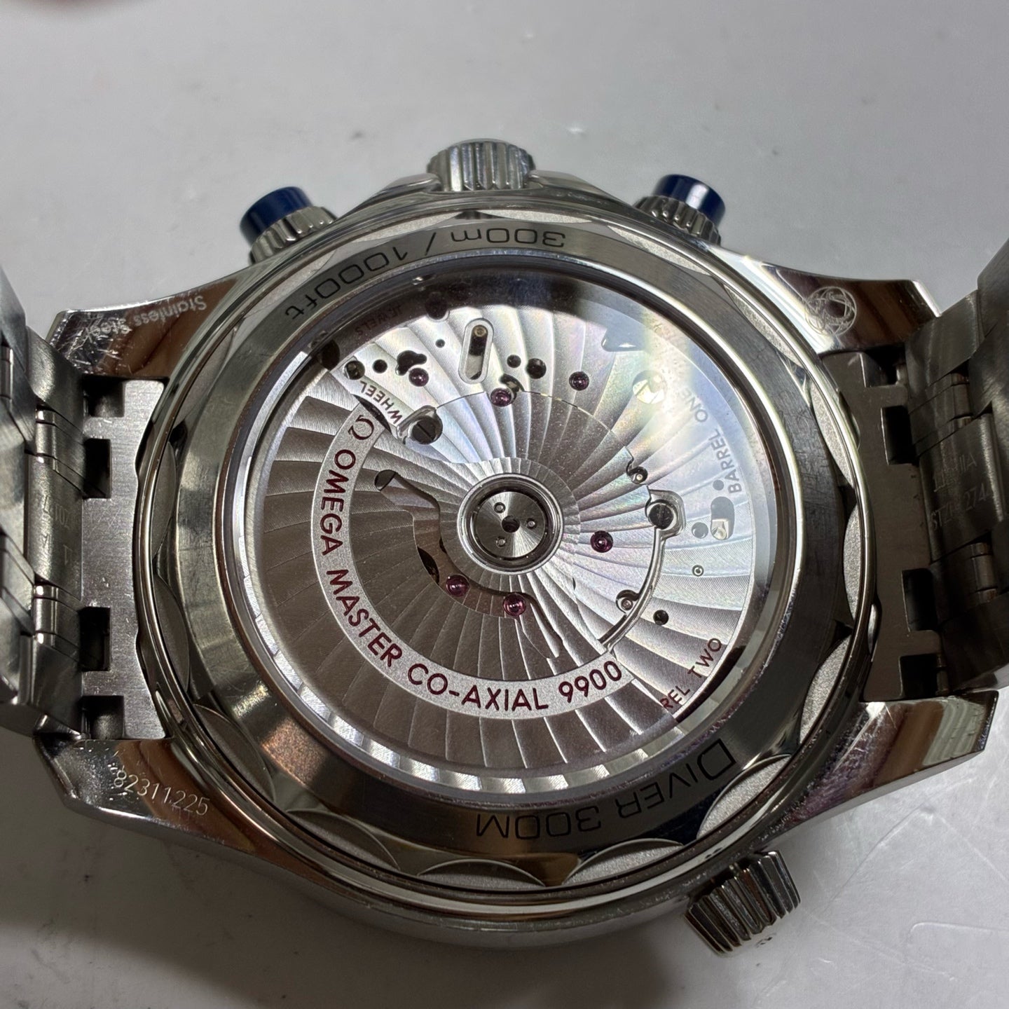 Omega Seahorse Series 44 210.30.44.51.06.001