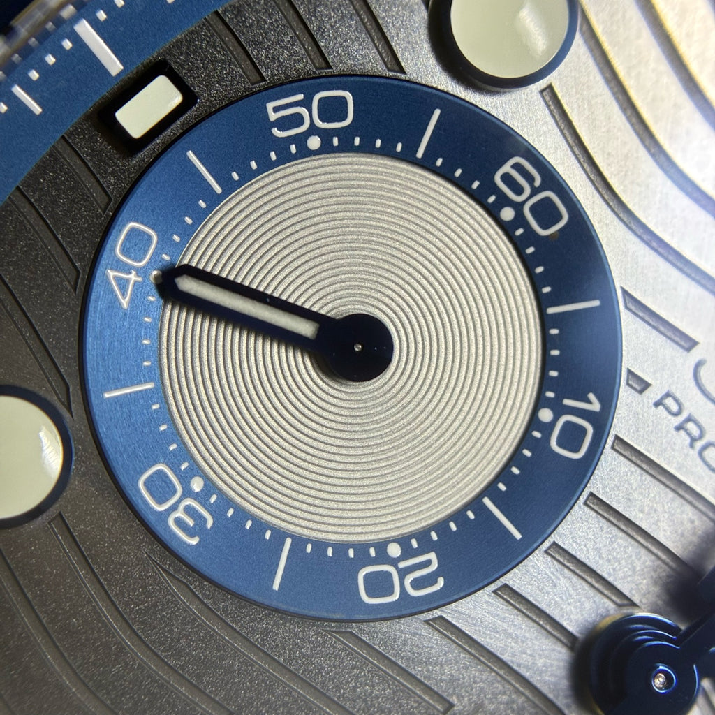 Omega Seahorse Series 44 210.30.44.51.06.001