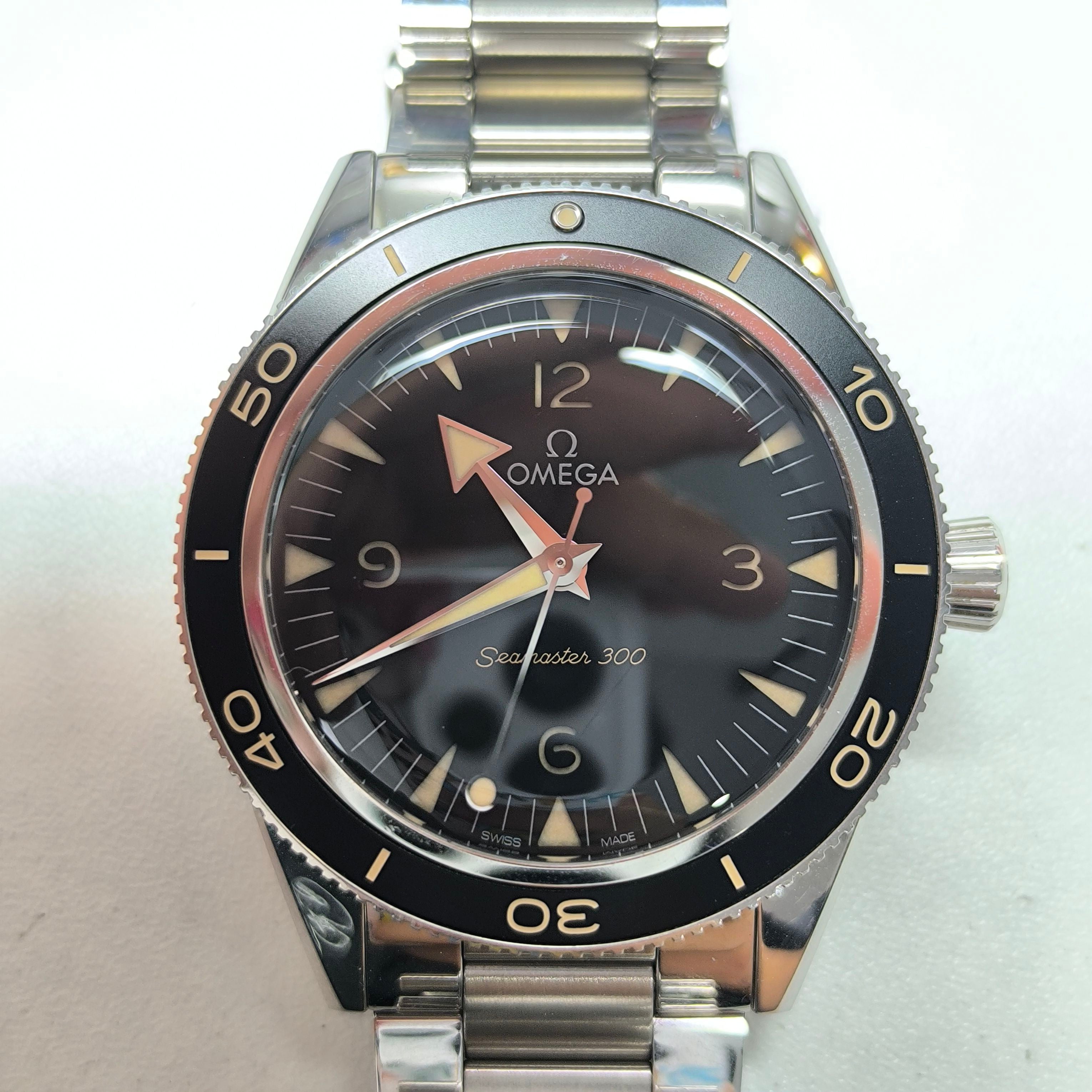 Omega Seahorse Series 41 234.30.41.21.01.001
