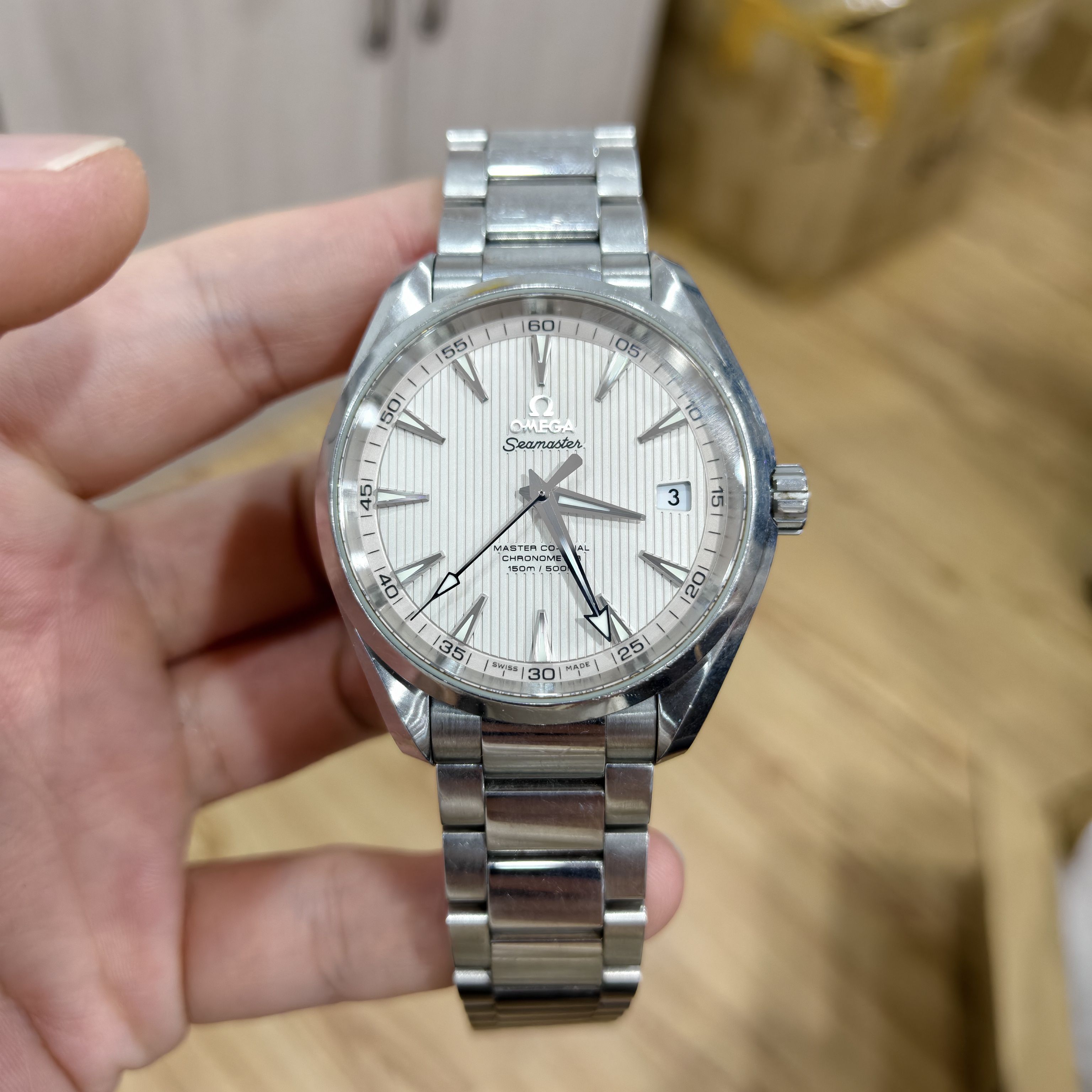 Omega Seahorse Automatic (self-winding) watch 41.5 millimeters 231.10.42.21.02.003