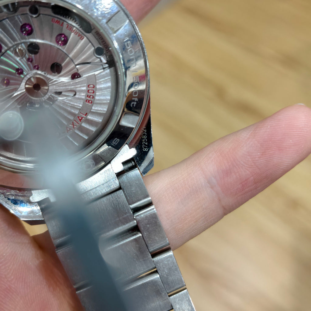 Omega Seahorse Automatic (self-winding) watch 41.5 millimeters 231.10.42.21.02.003
