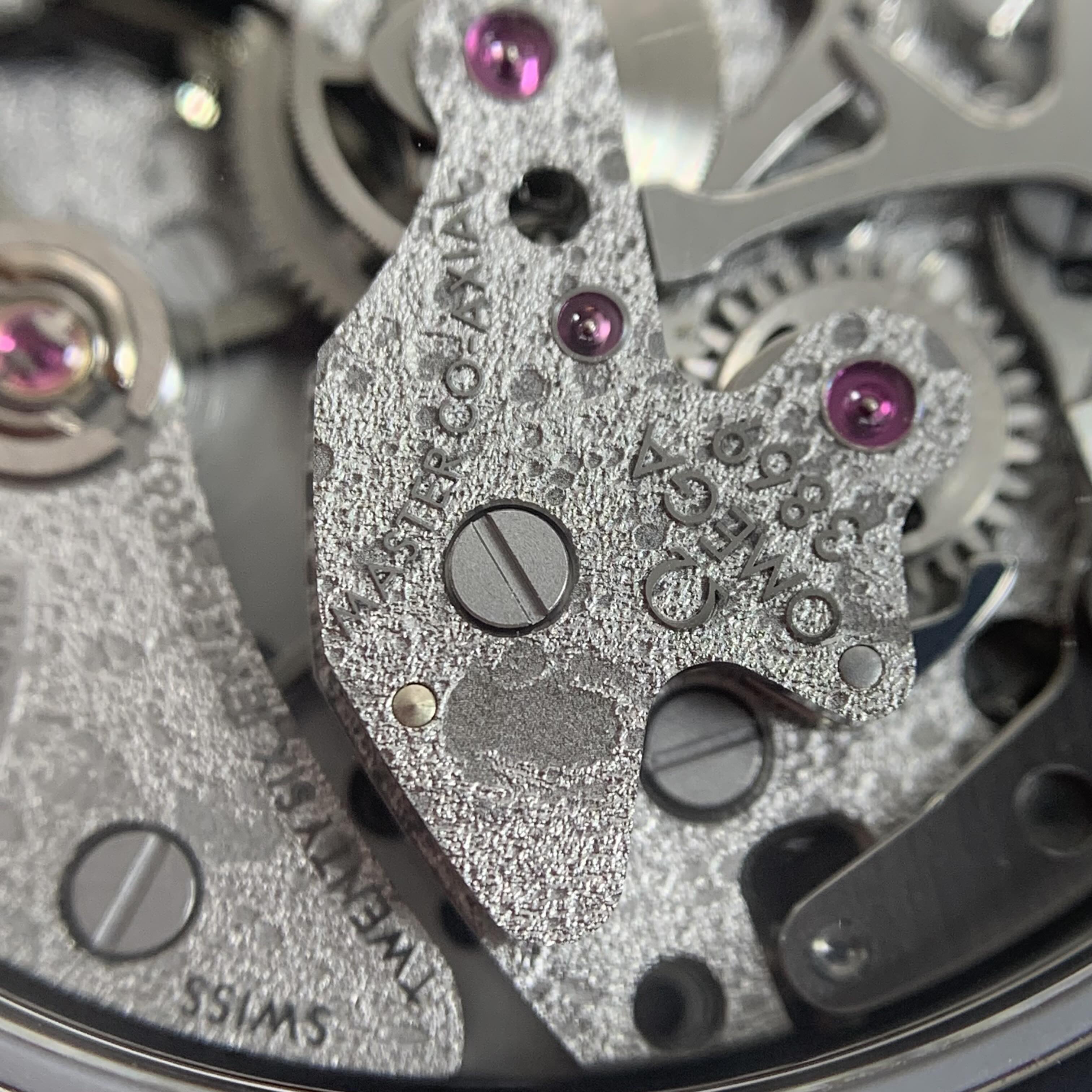 Omega Professional Series 44.25 millimeters 31092445006001